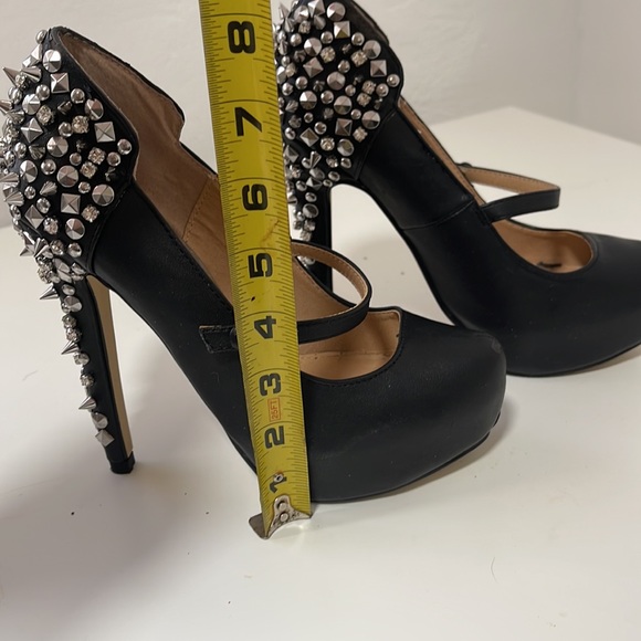 Colin Stuart heels - Picture 5 of 5